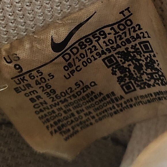 Nike Air Force 1 Womens Sneakers - Picture 10 of 10